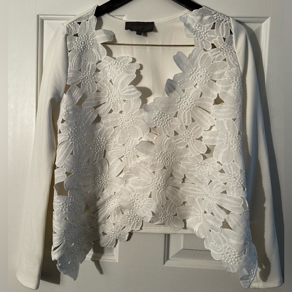SUNDAY IN BROOKLYN Anthropologie ‘Snow On Daisies’ XS White Lace Embroidery NICE - Picture 5 of 16